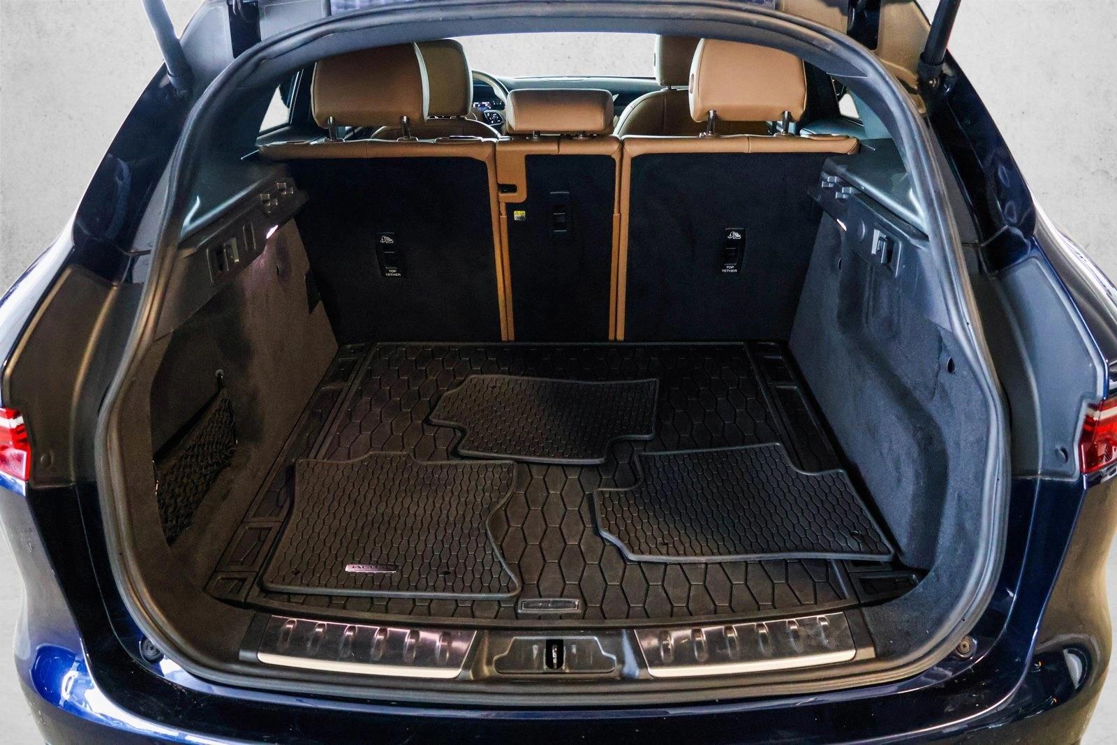 2023 JAGUAR F-PACE - Image 22