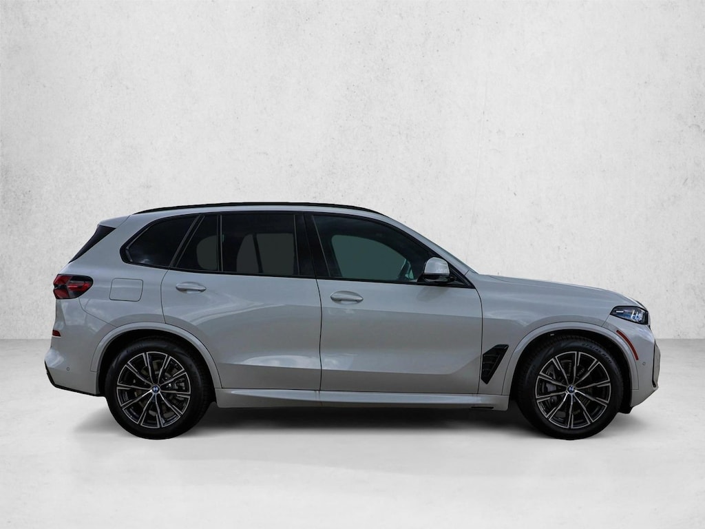 New 2026 BMW X5 PHEV xDrive50e SUV