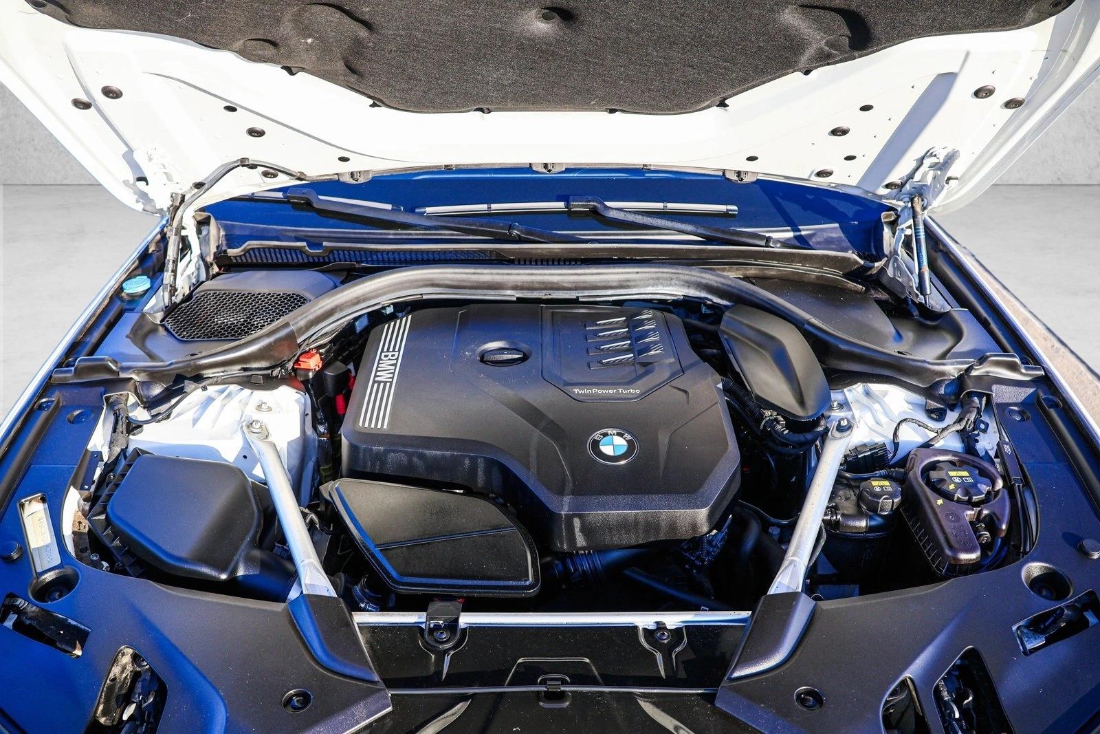 2022 BMW 530I - Image 29