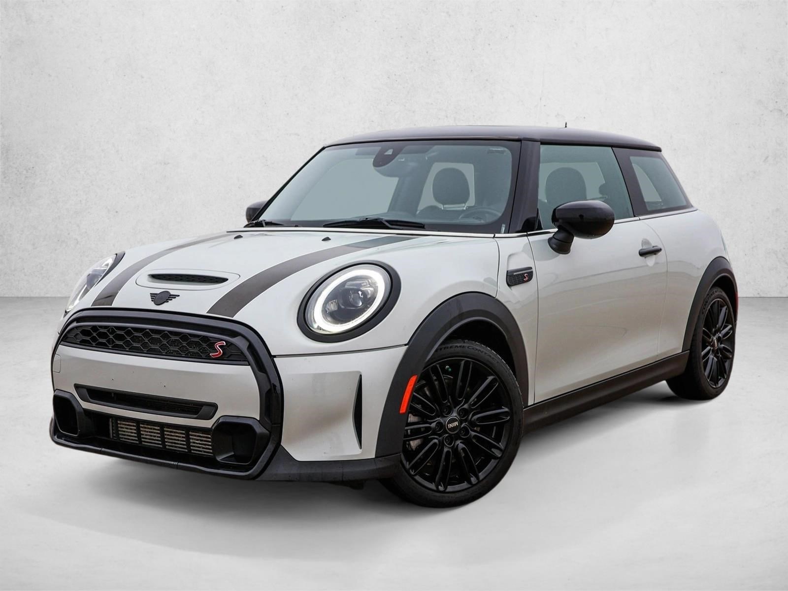 2022 MINI Hardtop 2 Door S's photo