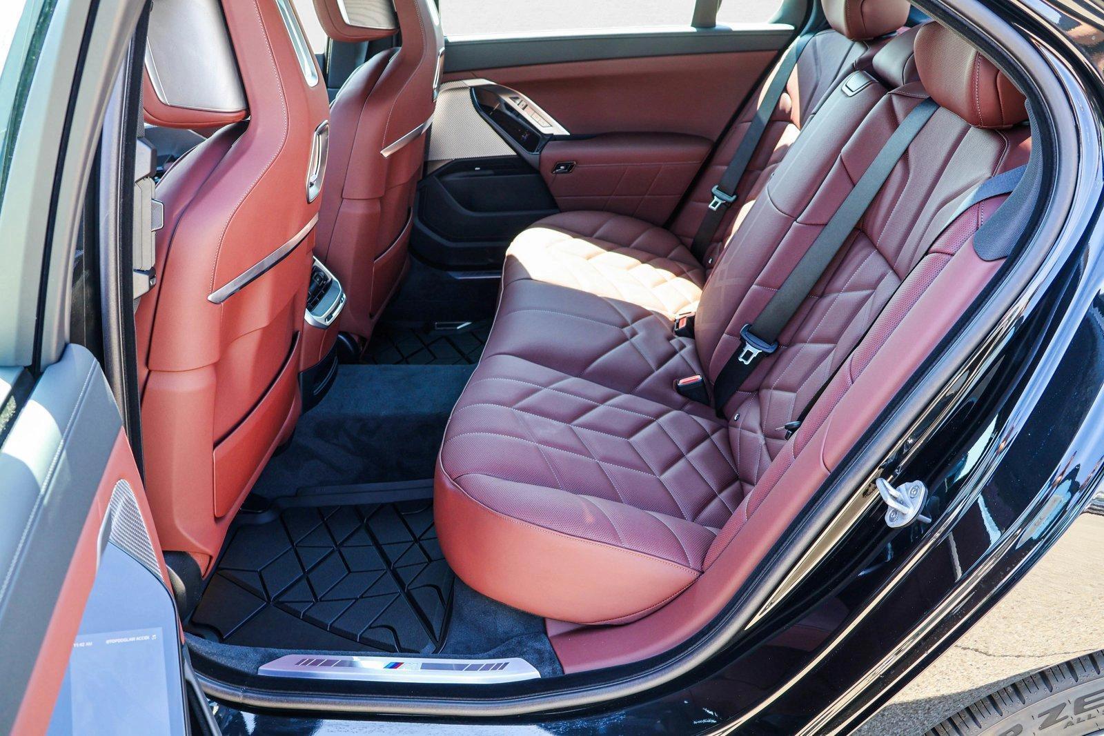 2025 BMW 7 Series 760i - Photo 20