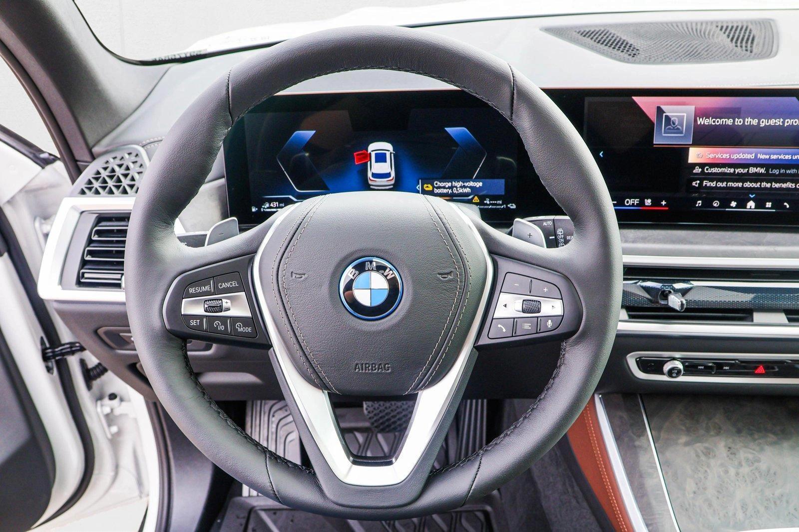 2025 BMW X5 - Image 13