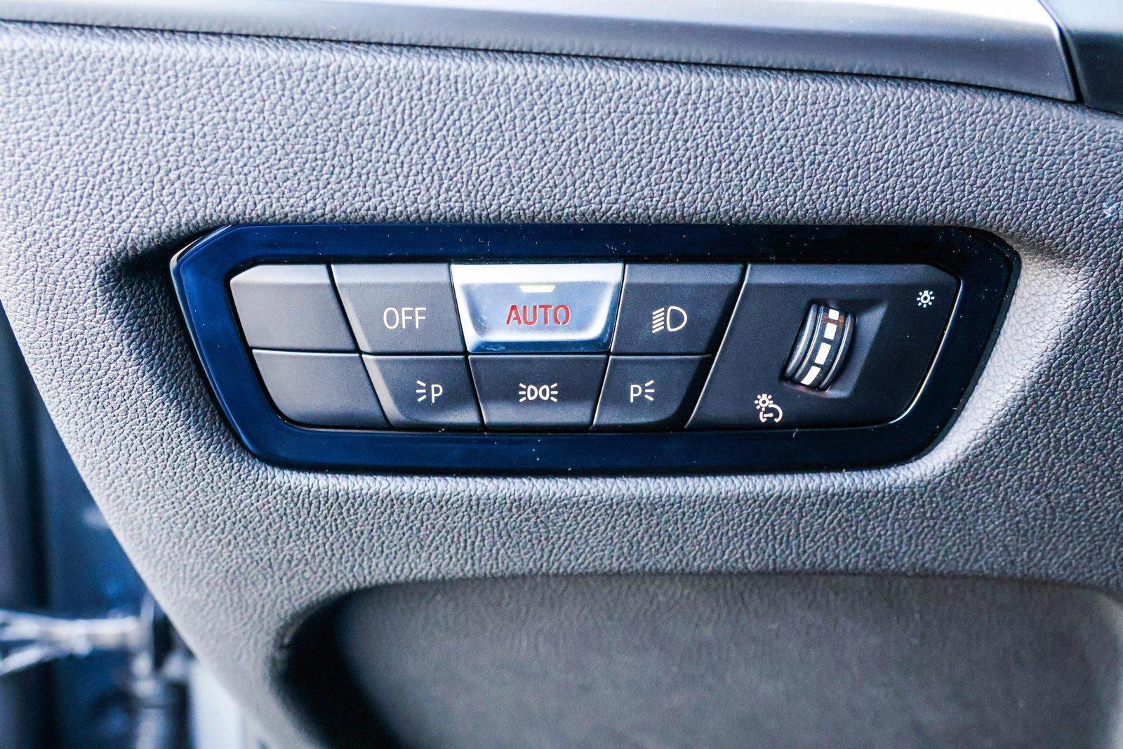 2025 BMW 330I - Image 13