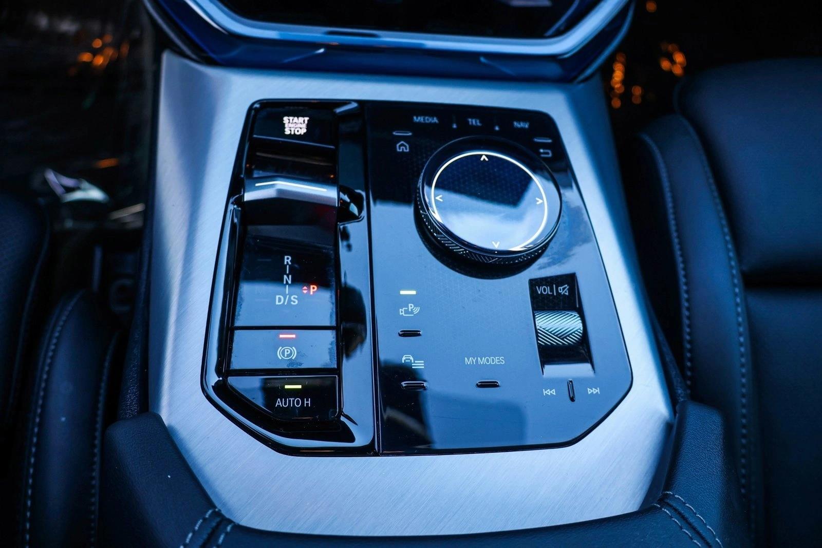 2025 BMW X3 - Image 19