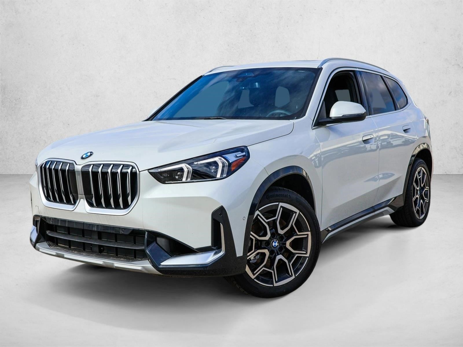 2026 BMW X1 xDrive28i's photo
