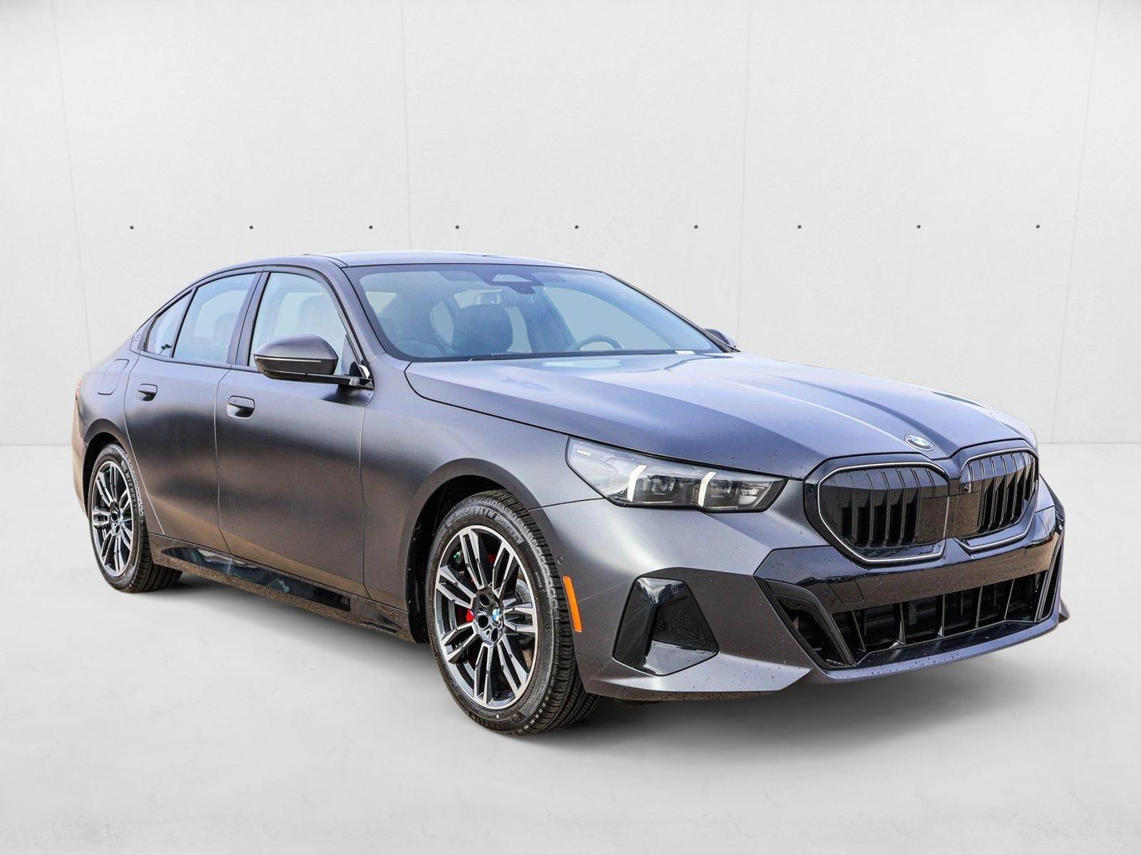 2025 BMW 530I - Image 3