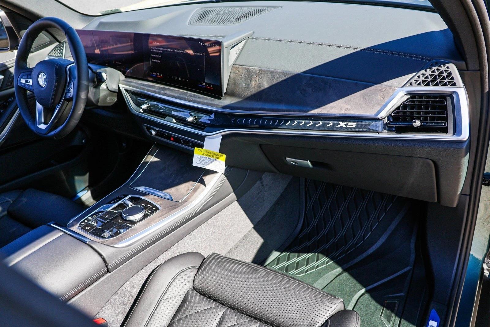 2025 BMW X5 - Image 24