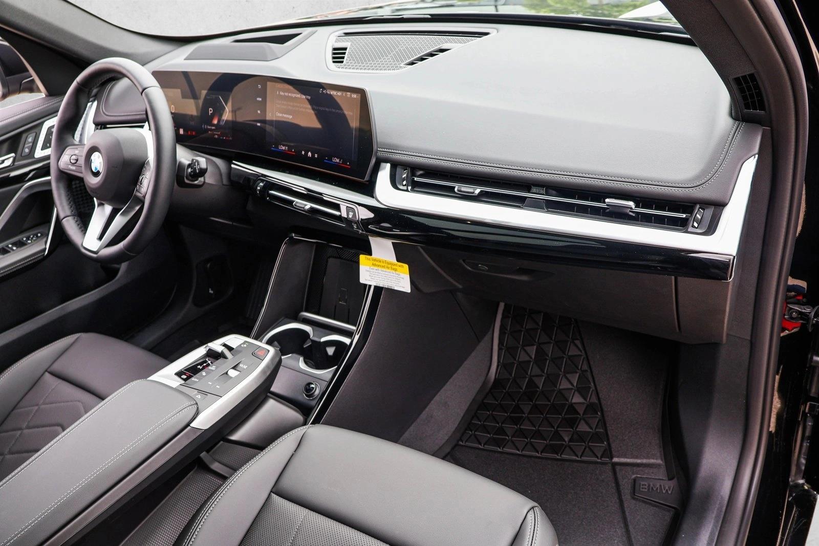 2025 BMW X1 - Image 24