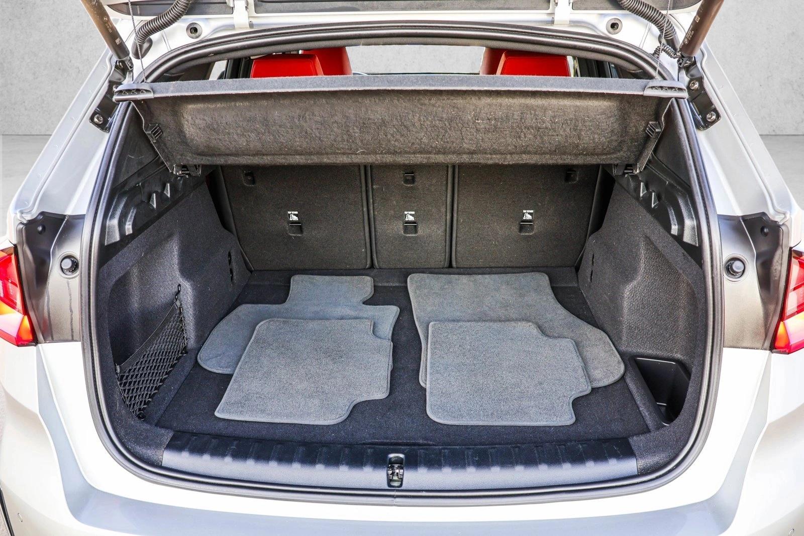 2025 BMW X1 - Image 23