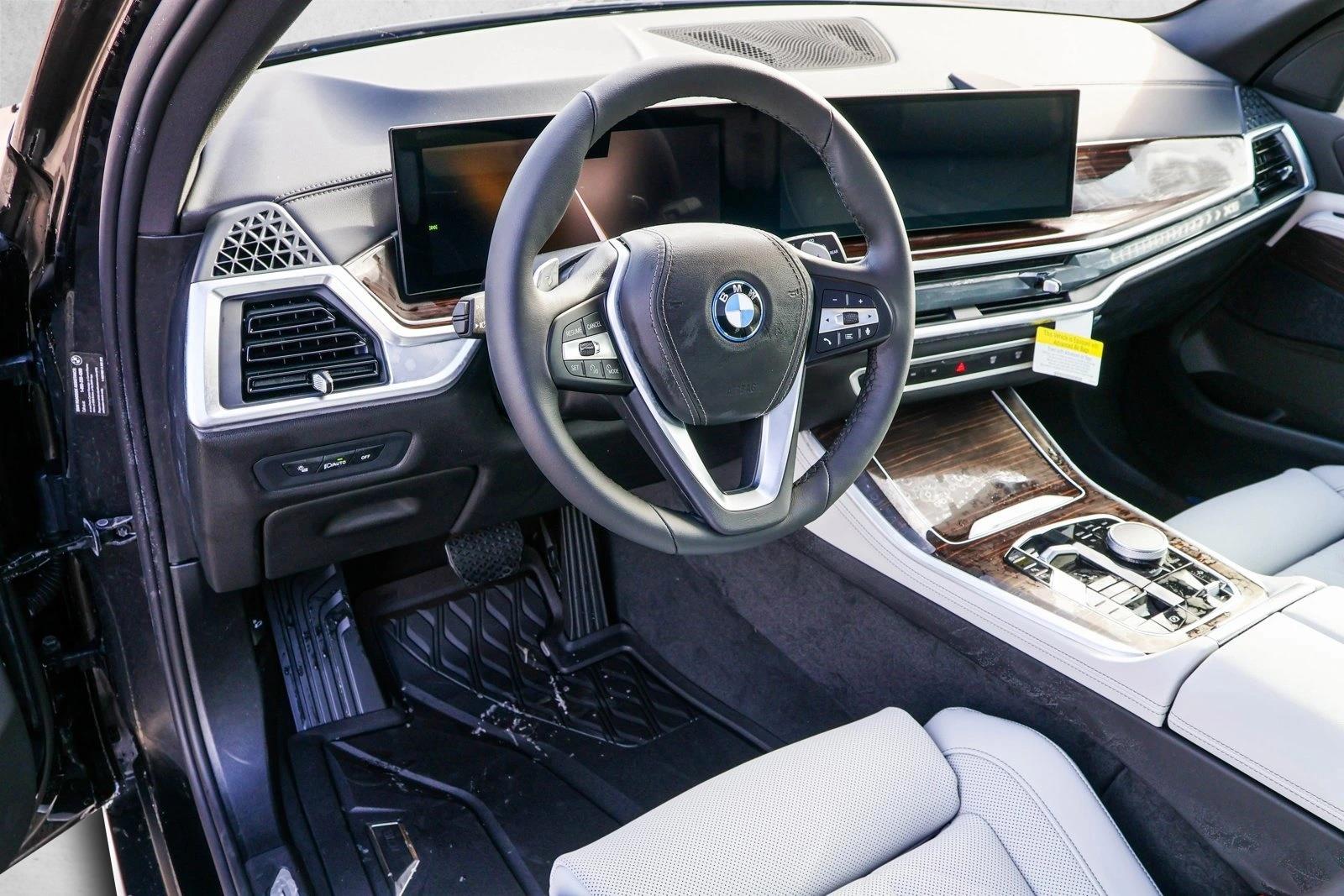 2025 BMW X5 - Image 10