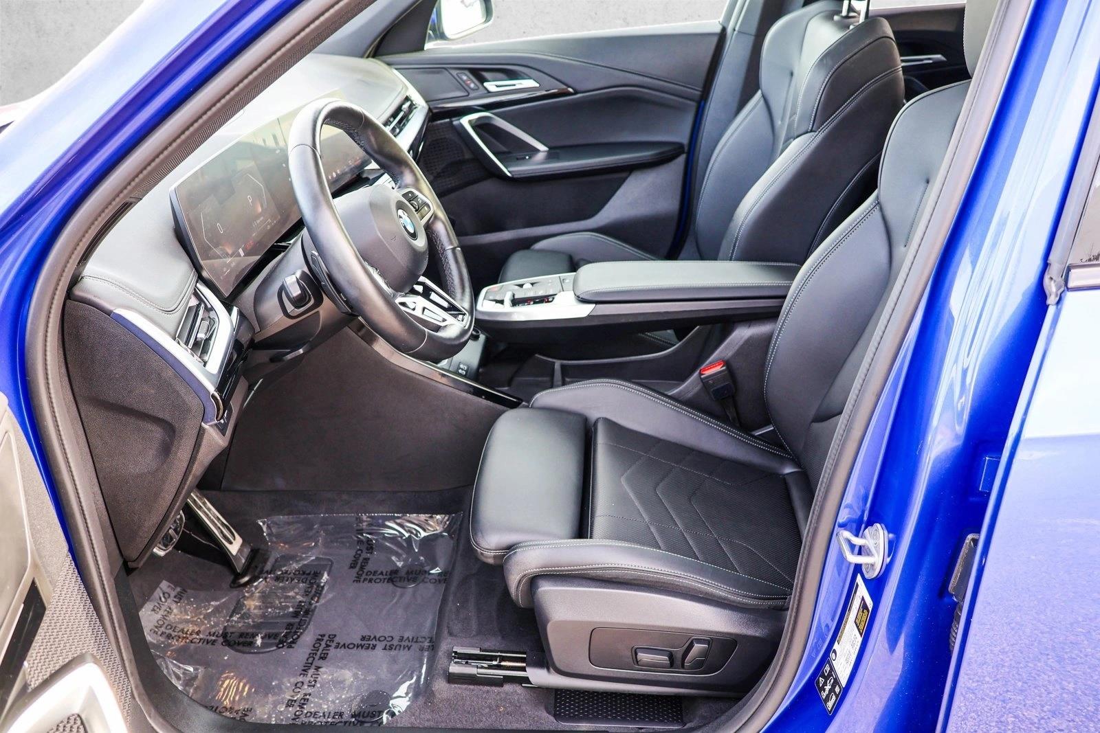 2025 BMW X1 - Image 12