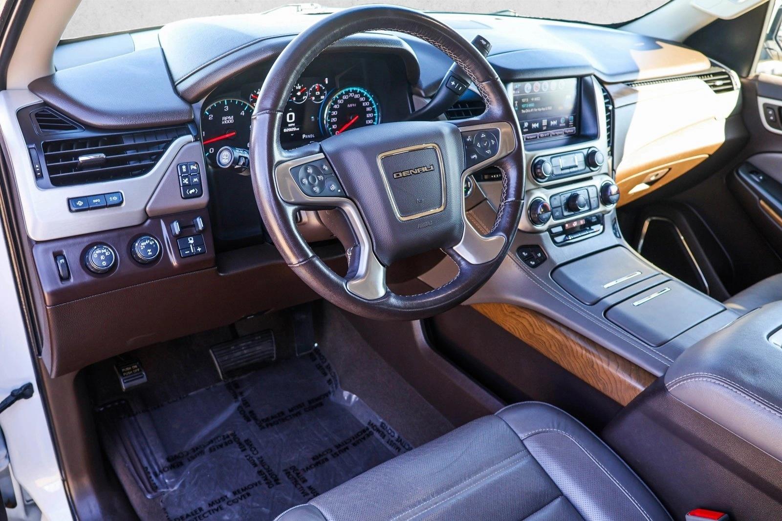 2019 GMC YUKON - Image 10