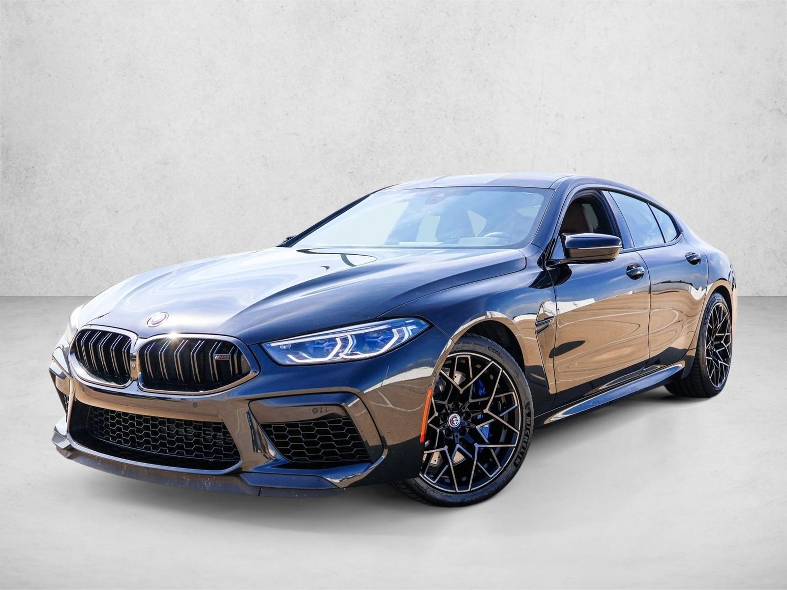 2023 BMW M8