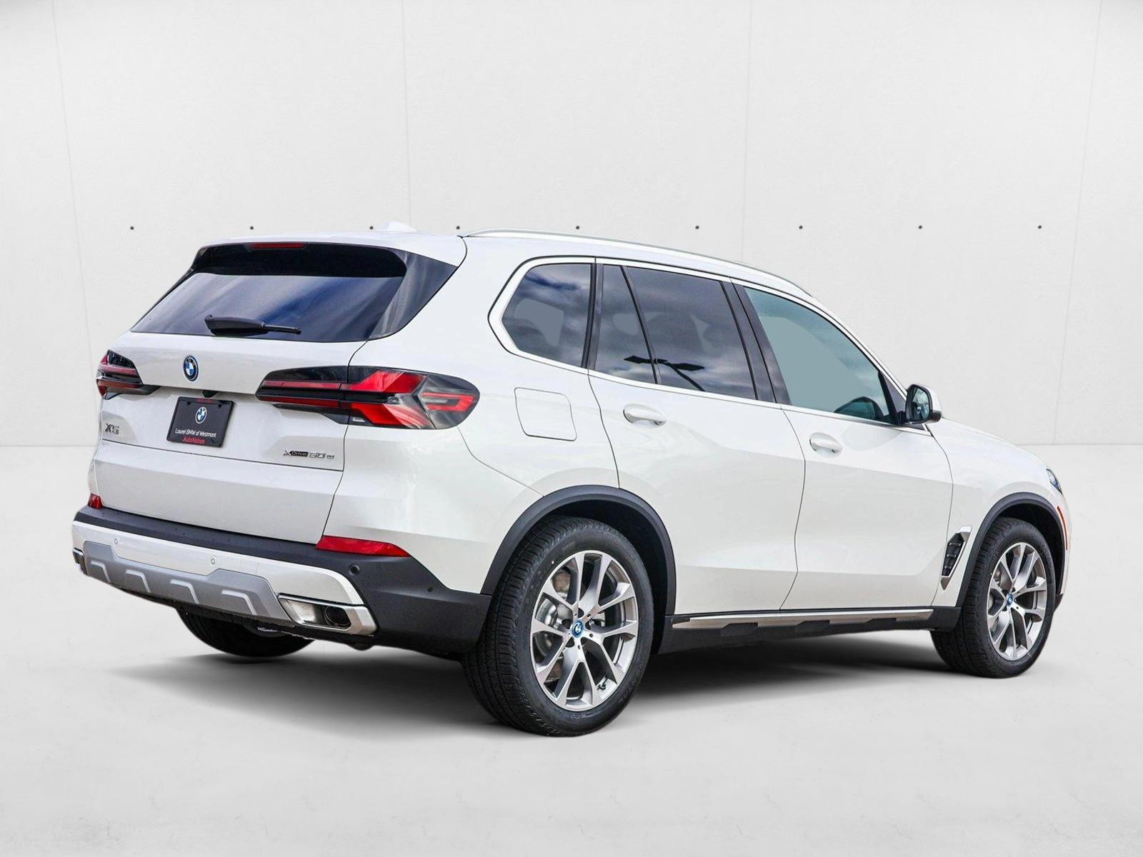 2025 BMW X5 - Image 5