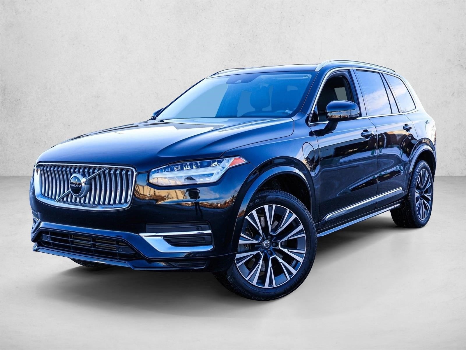 2022 VOLVO XC90 - Image 1