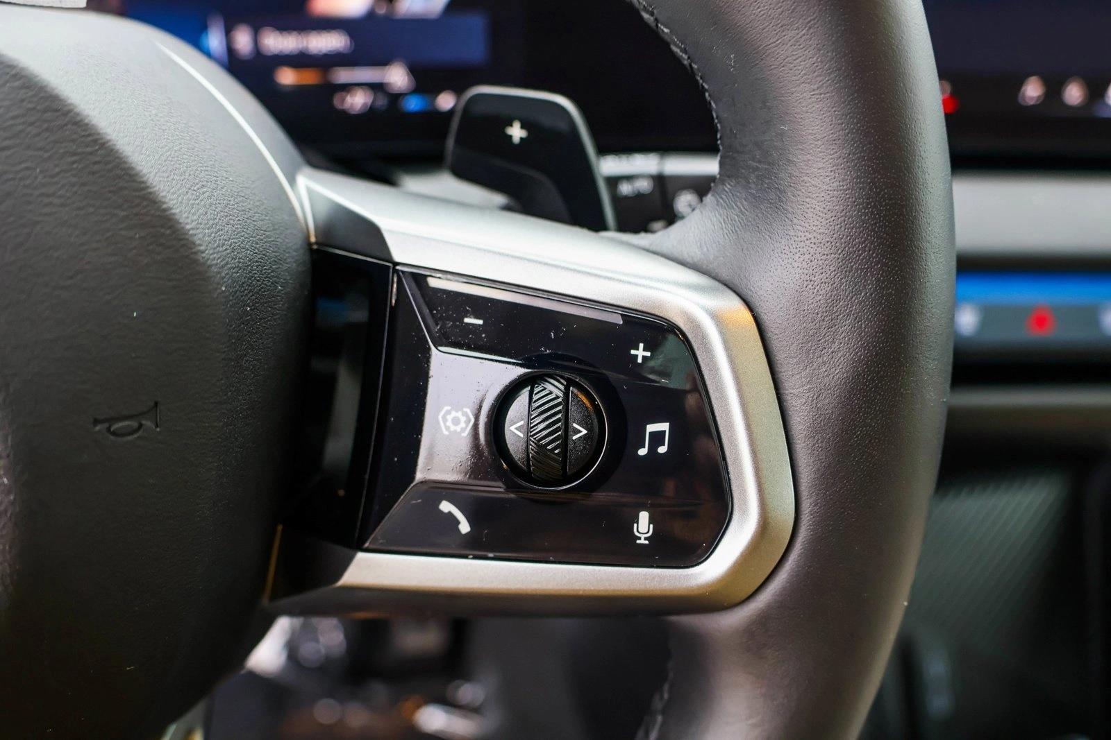 2025 BMW X3 - Image 15