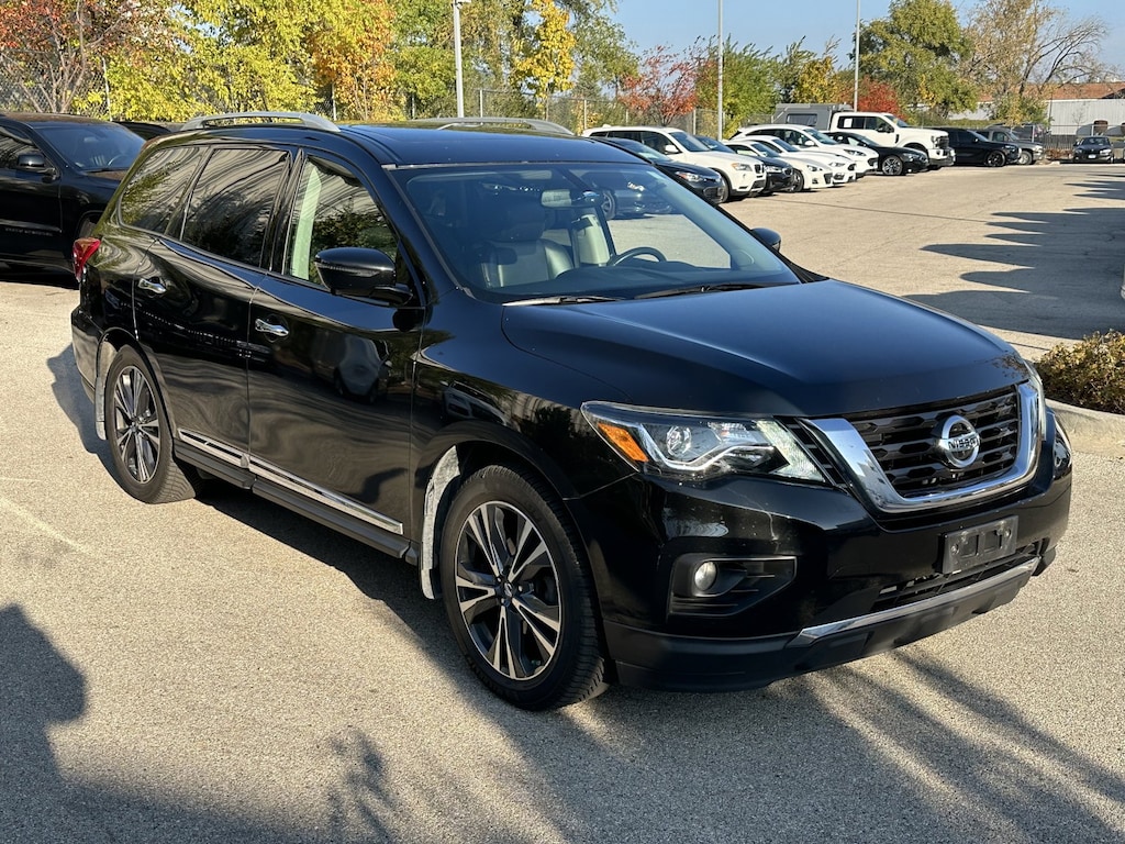 Used 2017 Nissan Pathfinder Platinum SUV