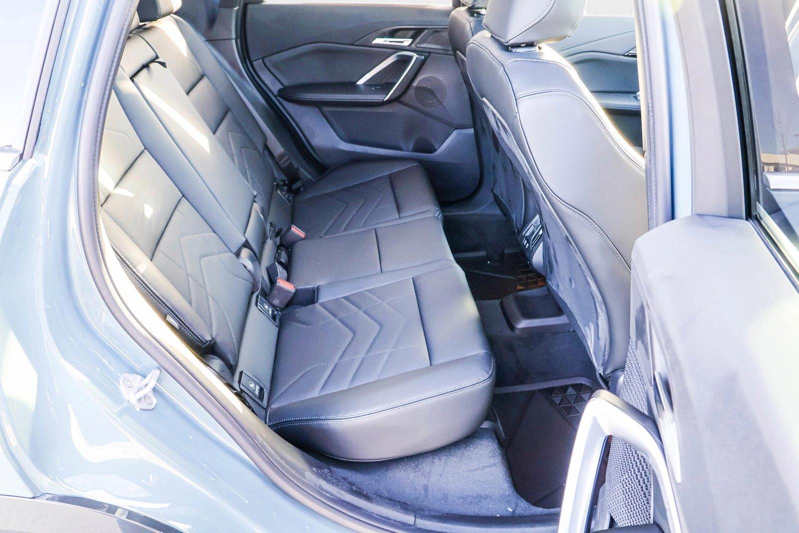 2025 BMW X1 - Image 23