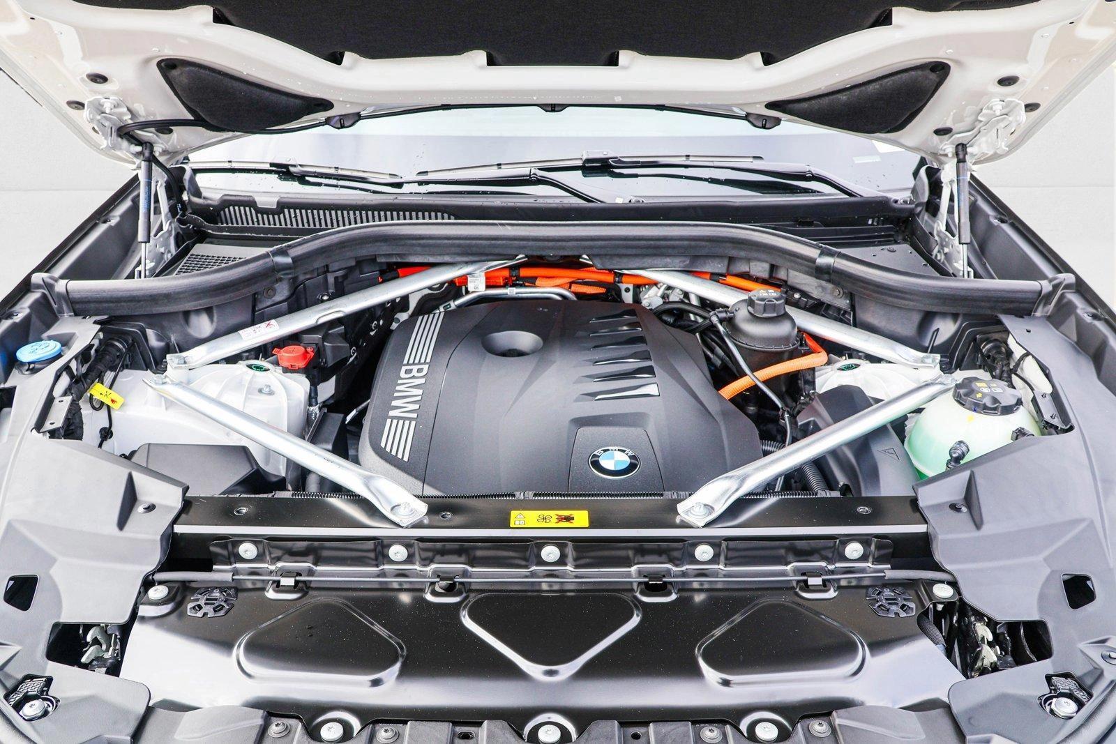 2025 BMW X5 - Image 26