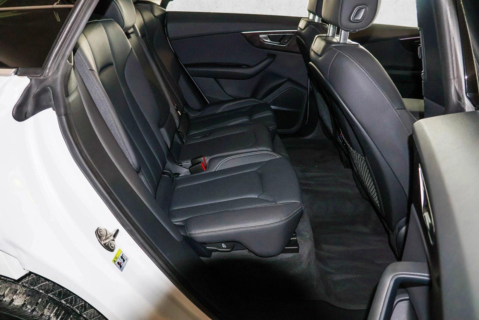 2020 AUDI Q8 - Image 26