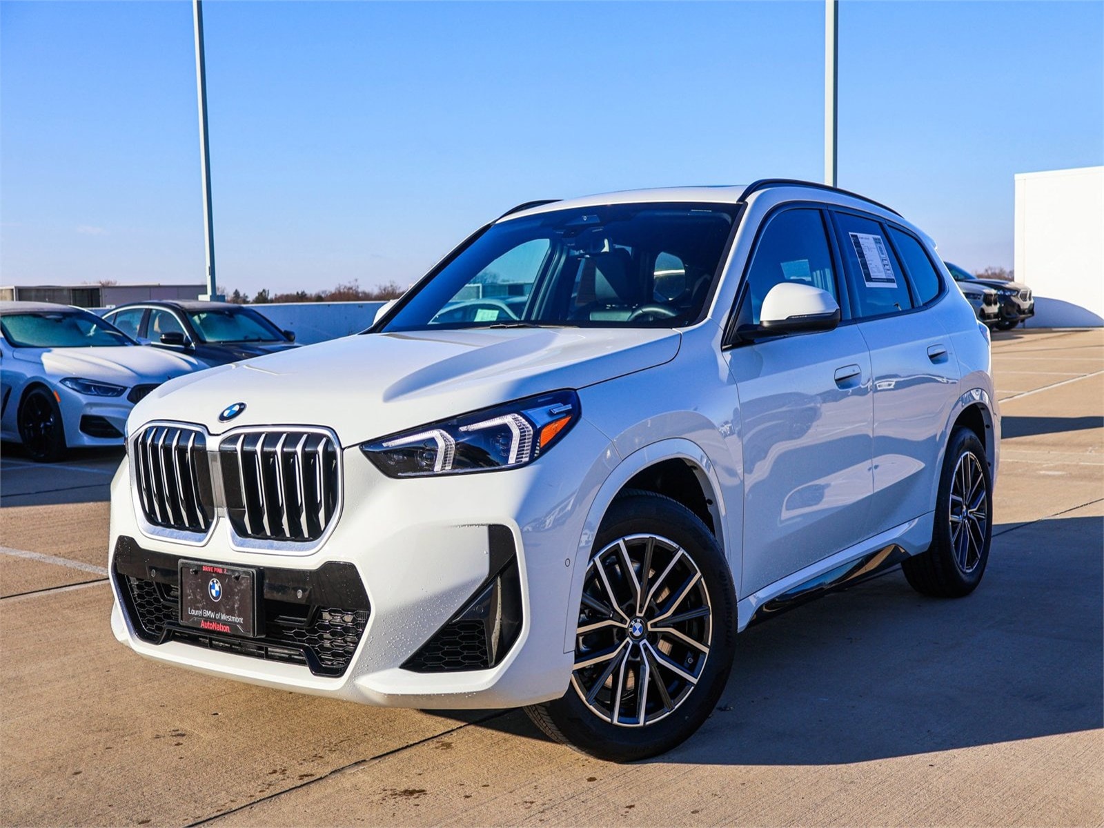 2025 BMW X1 - Image 1