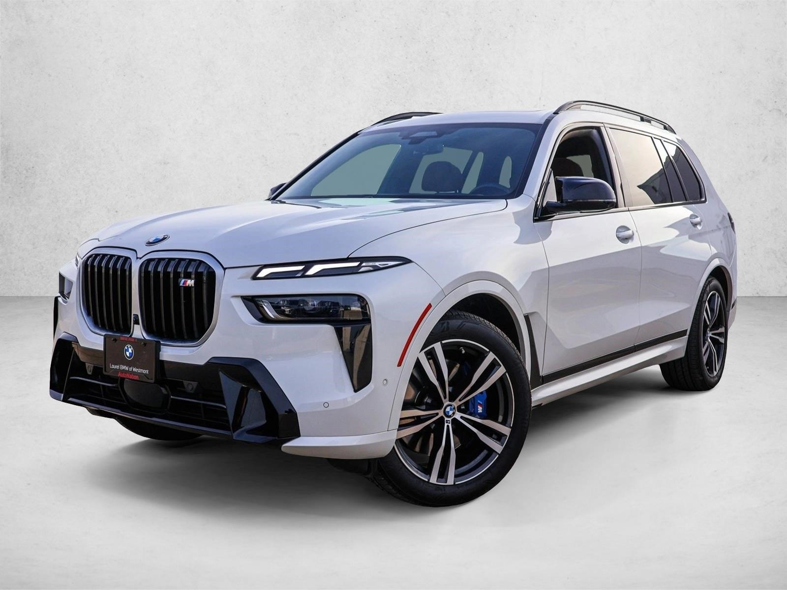 2025 BMW X7 - Image 1