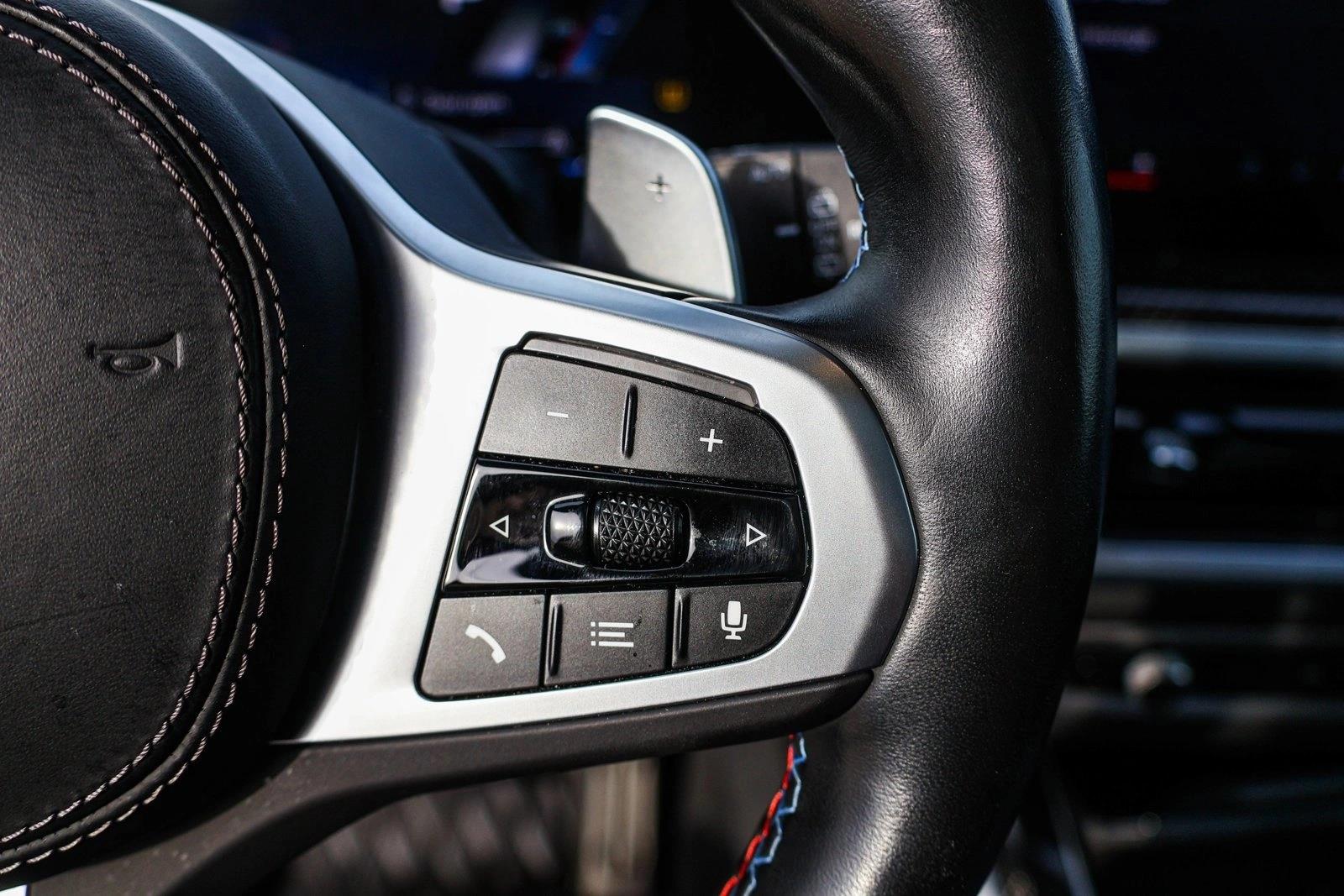 2024 BMW X7 - Image 16