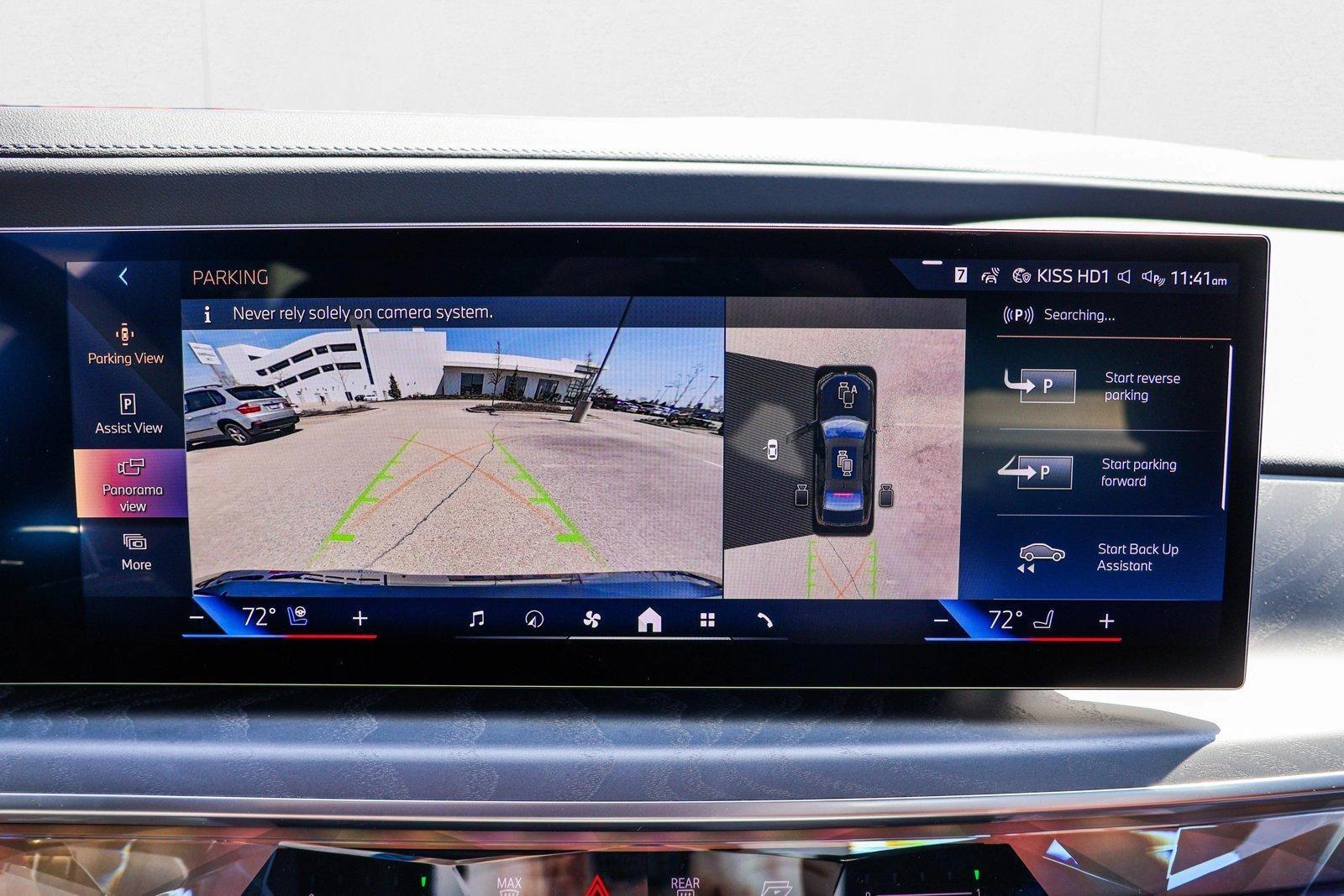 2025 BMW 7 Series 760i - Photo 17