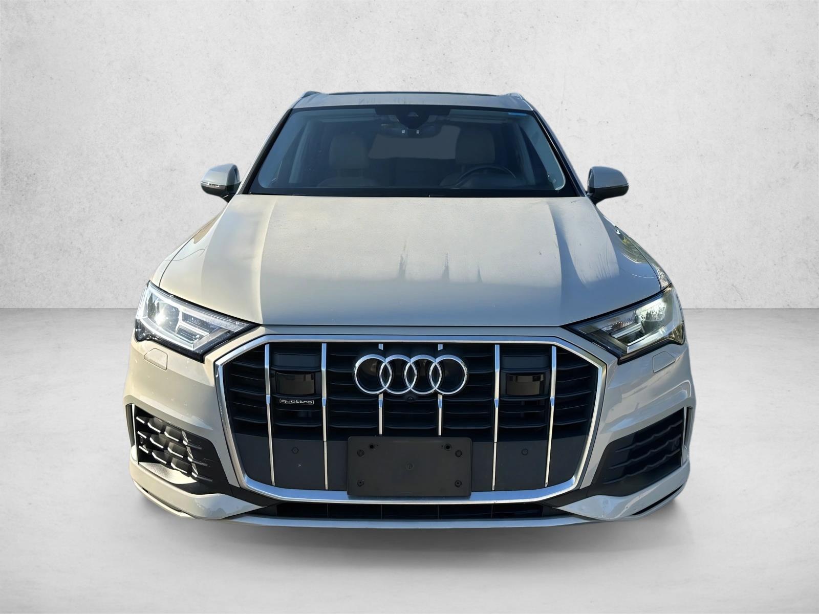 2023 Audi Q7 45 Premium photo 2