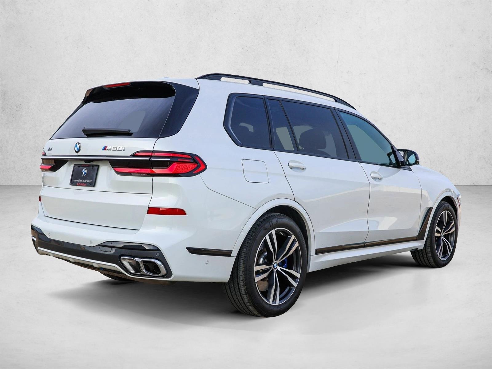 2025 BMW X7 - Image 5