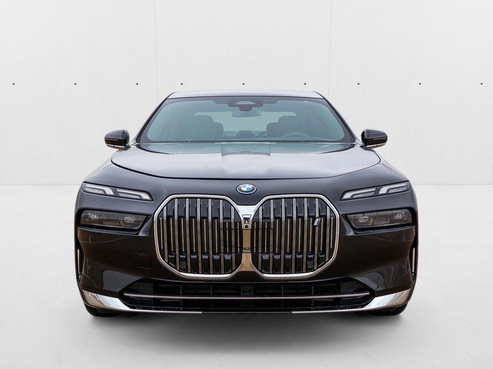 2025 BMW i7 50 - Photo 2