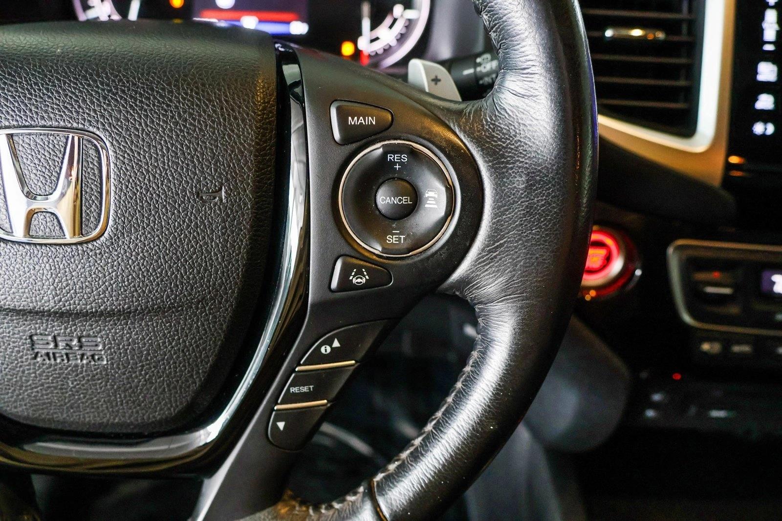 2017 HONDA PILOT - Image 16