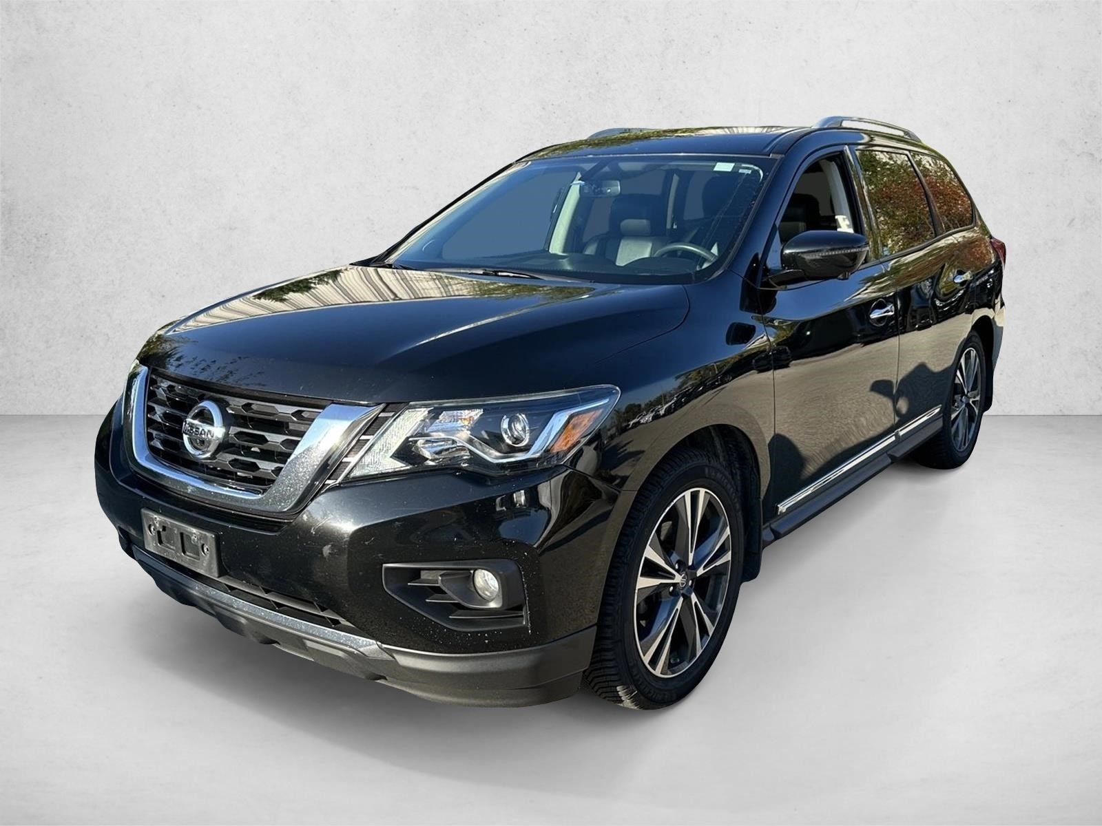 2017 Nissan Pathfinder Platinum