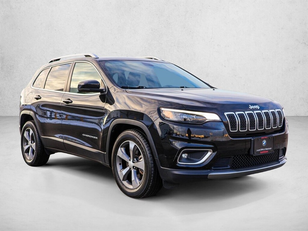 Used 2019 Jeep Cherokee Limited FWD SUV
