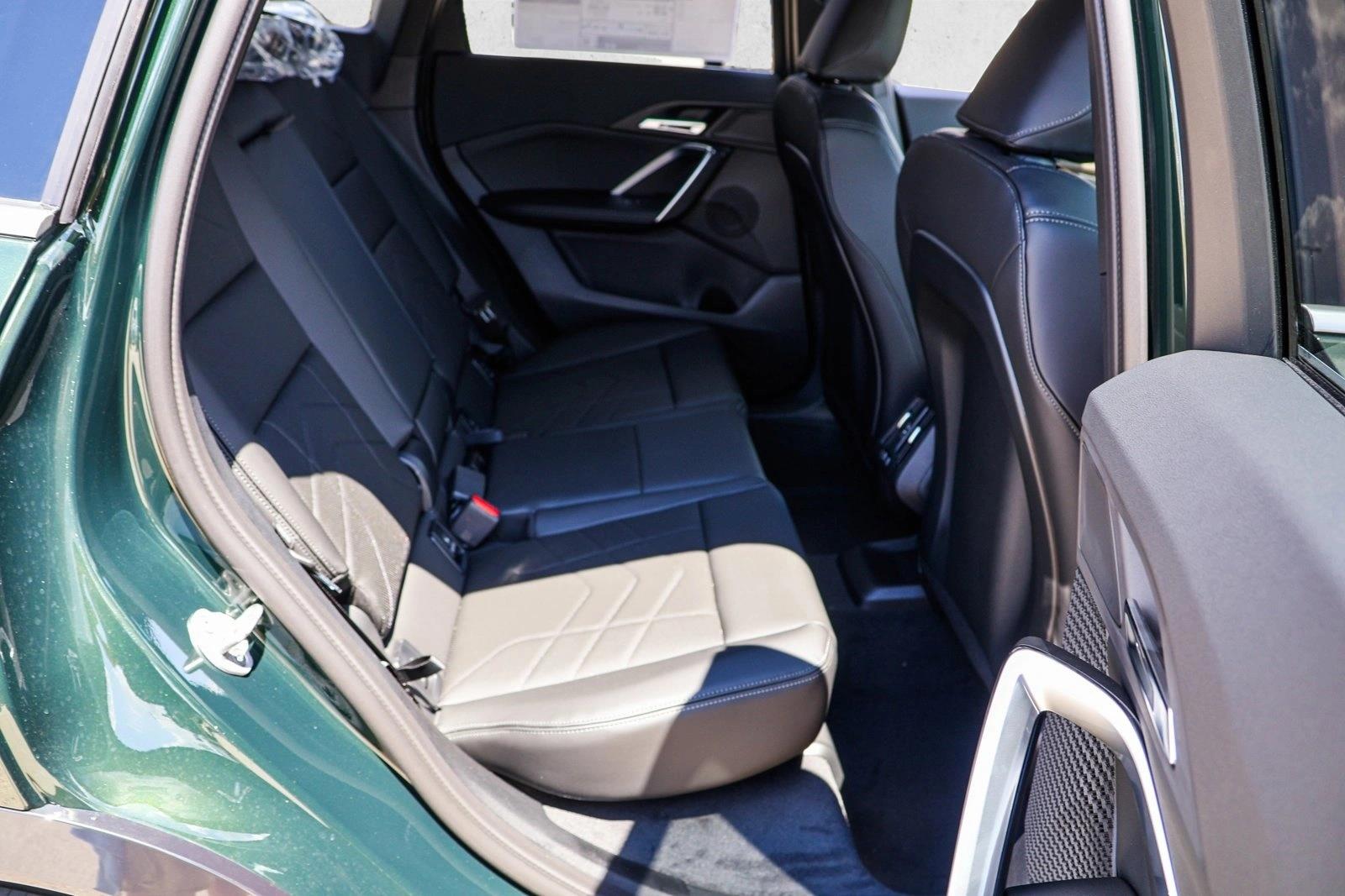 2025 BMW X1 28i - Photo 23