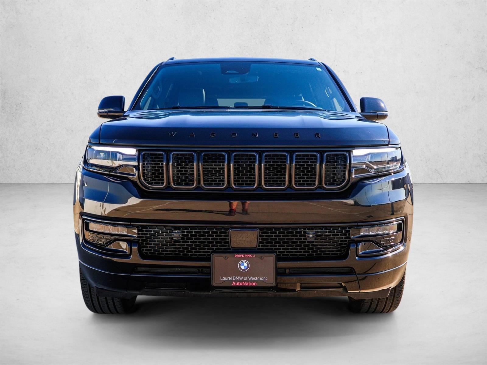 2024 Jeep Wagoneer L Series II photo 2
