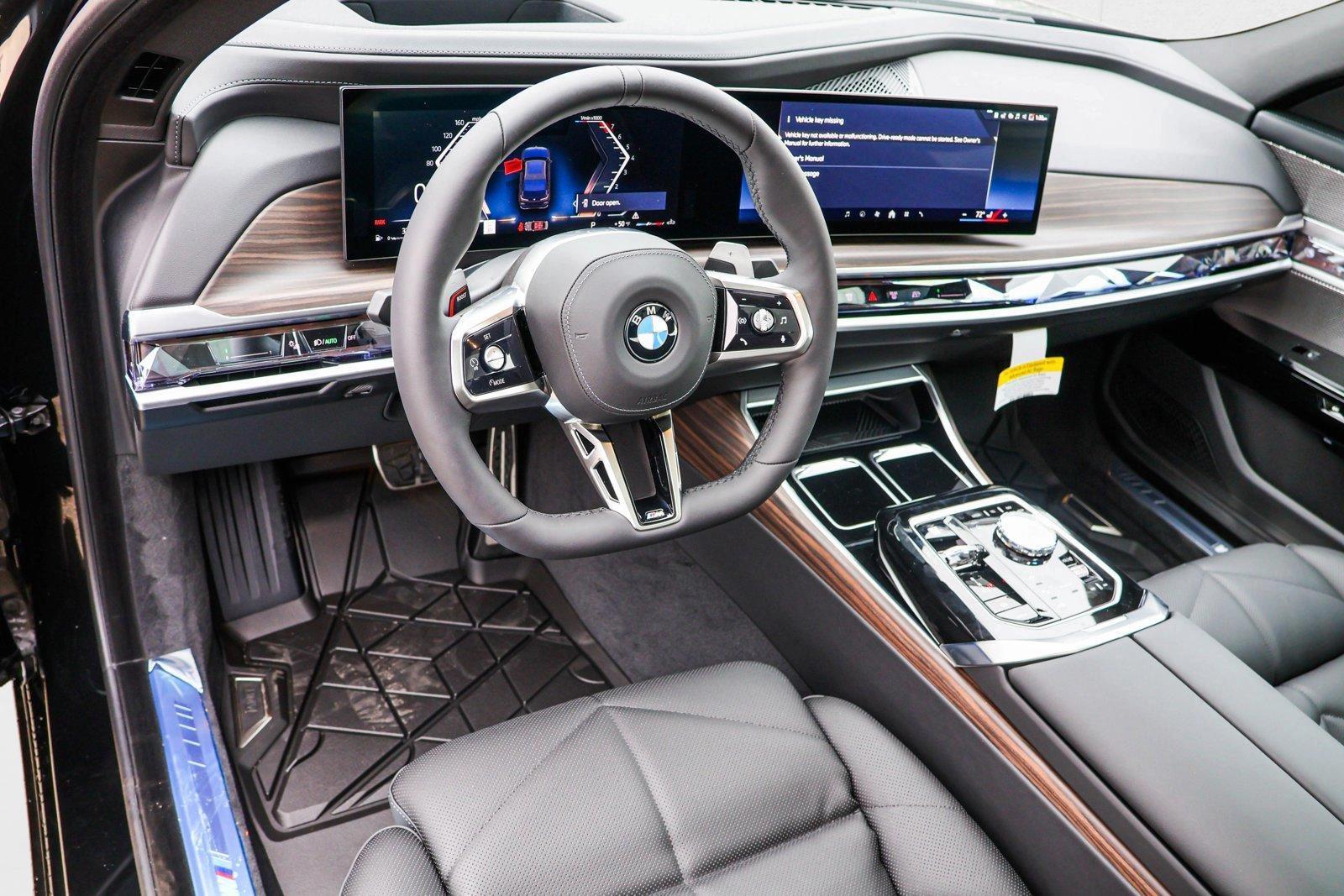 2025 BMW 7 Series 740i - Photo 10