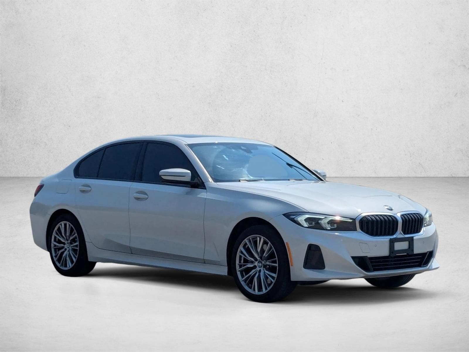 2023 BMW 330I - Image 7