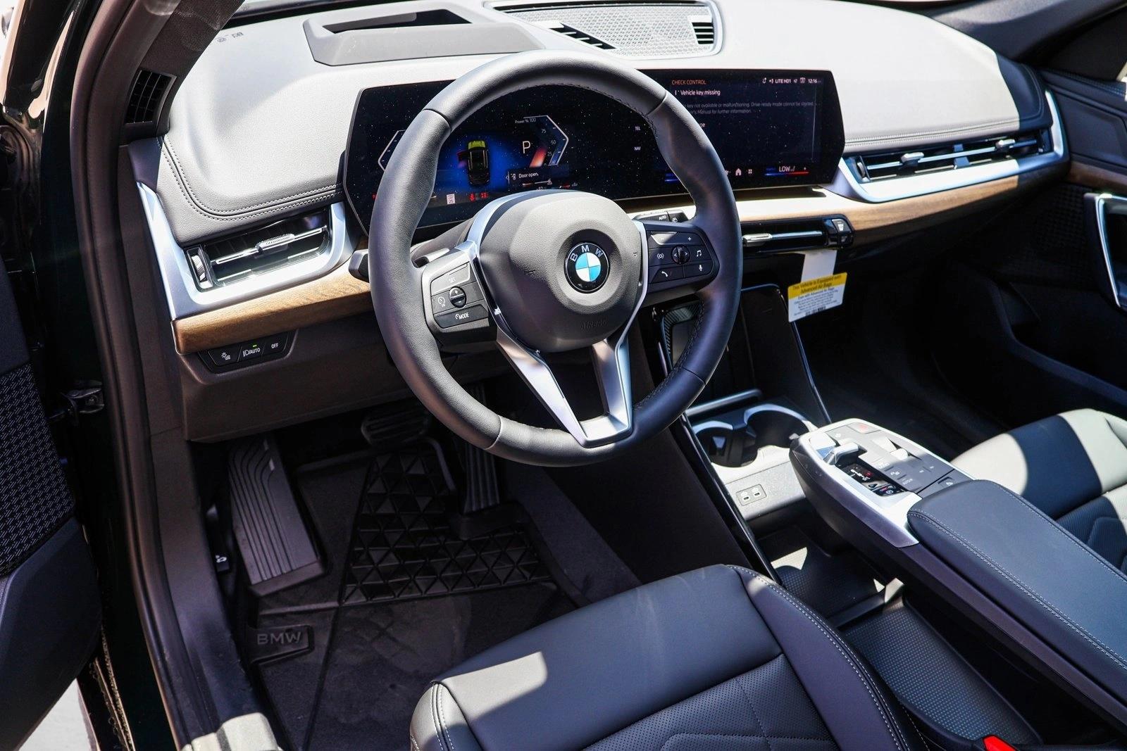 2025 BMW X1 28i - Photo 10