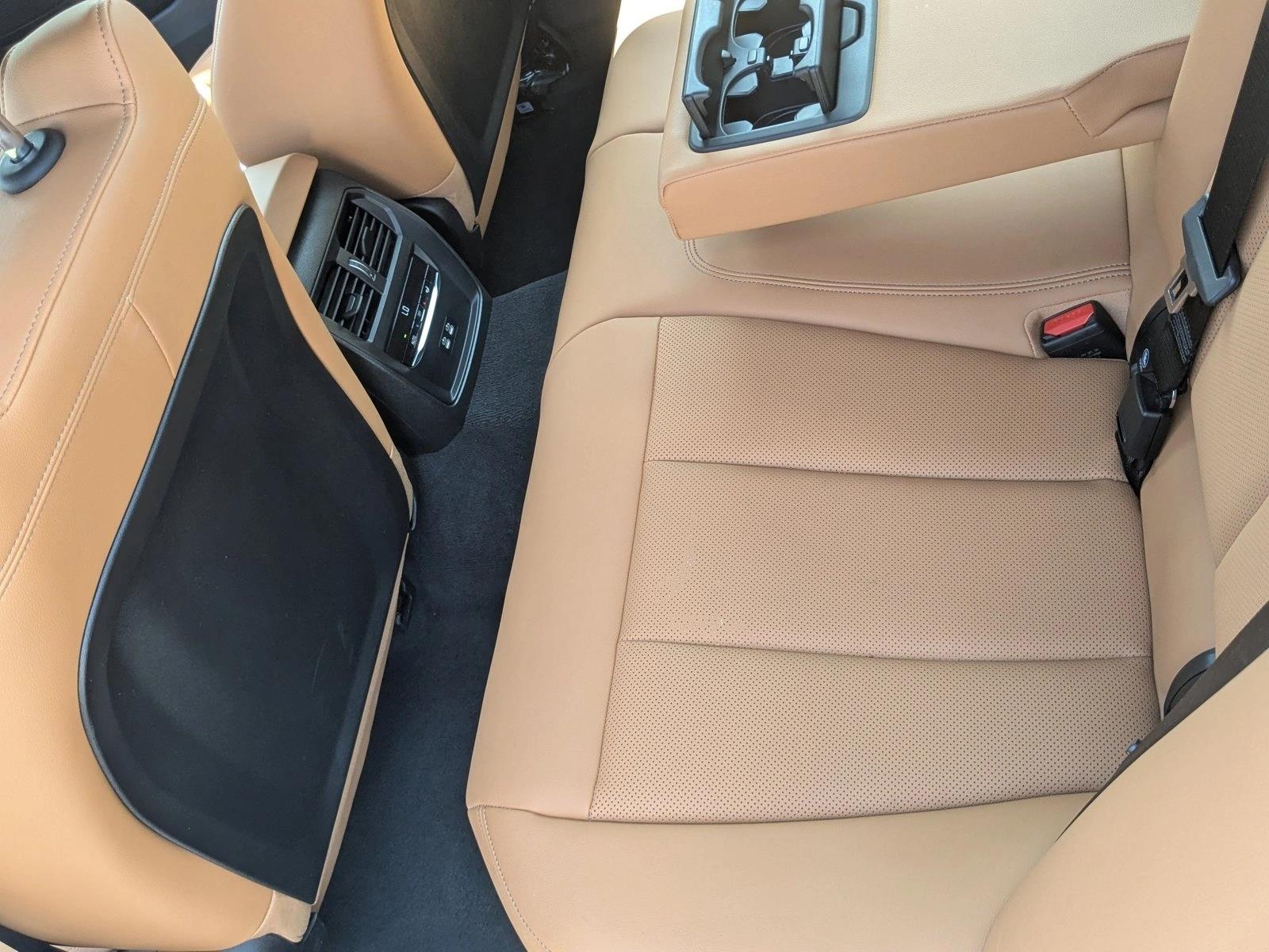 2025 BMW 330I - Image 23