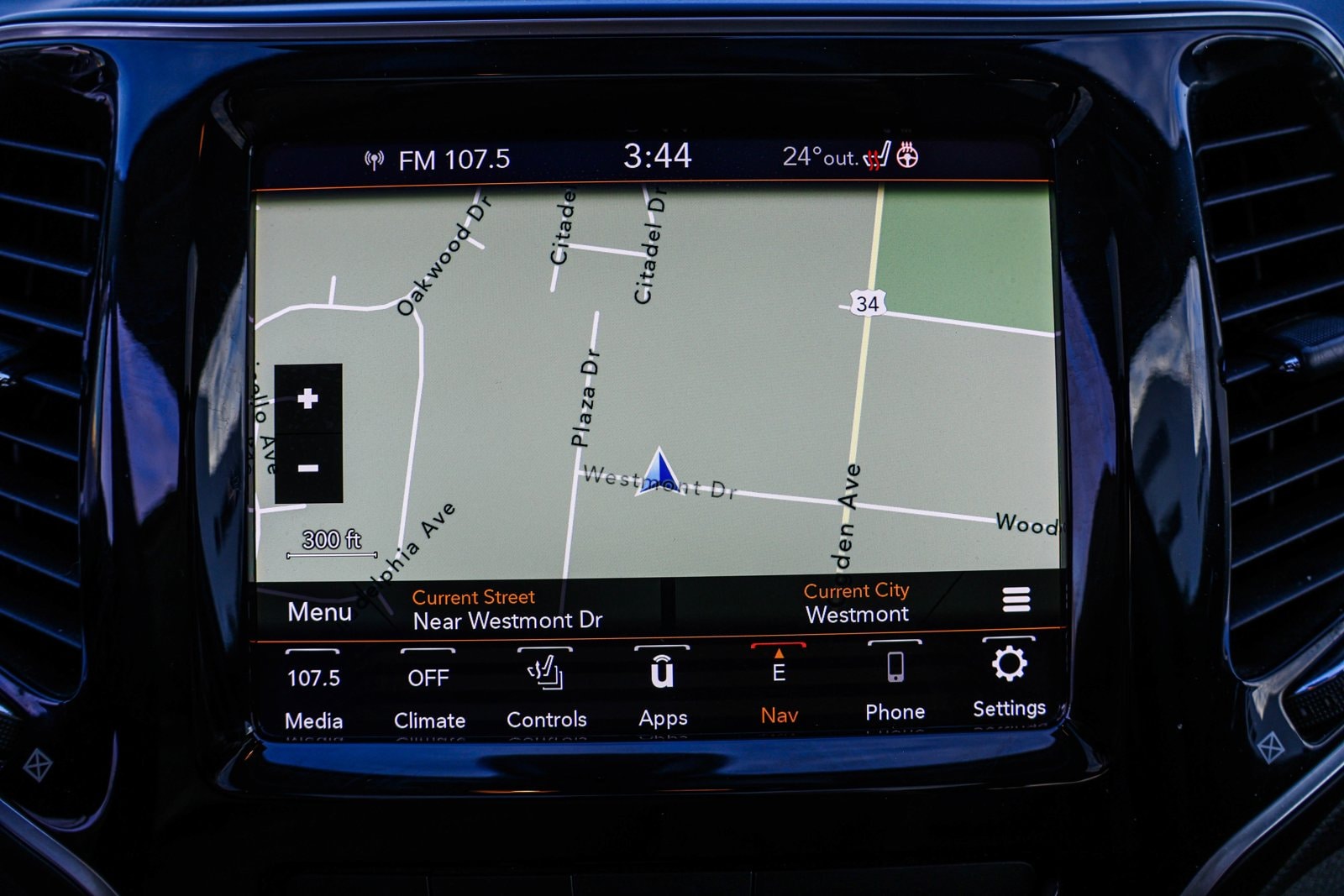 2019 JEEP CHEROKEE - Image 18