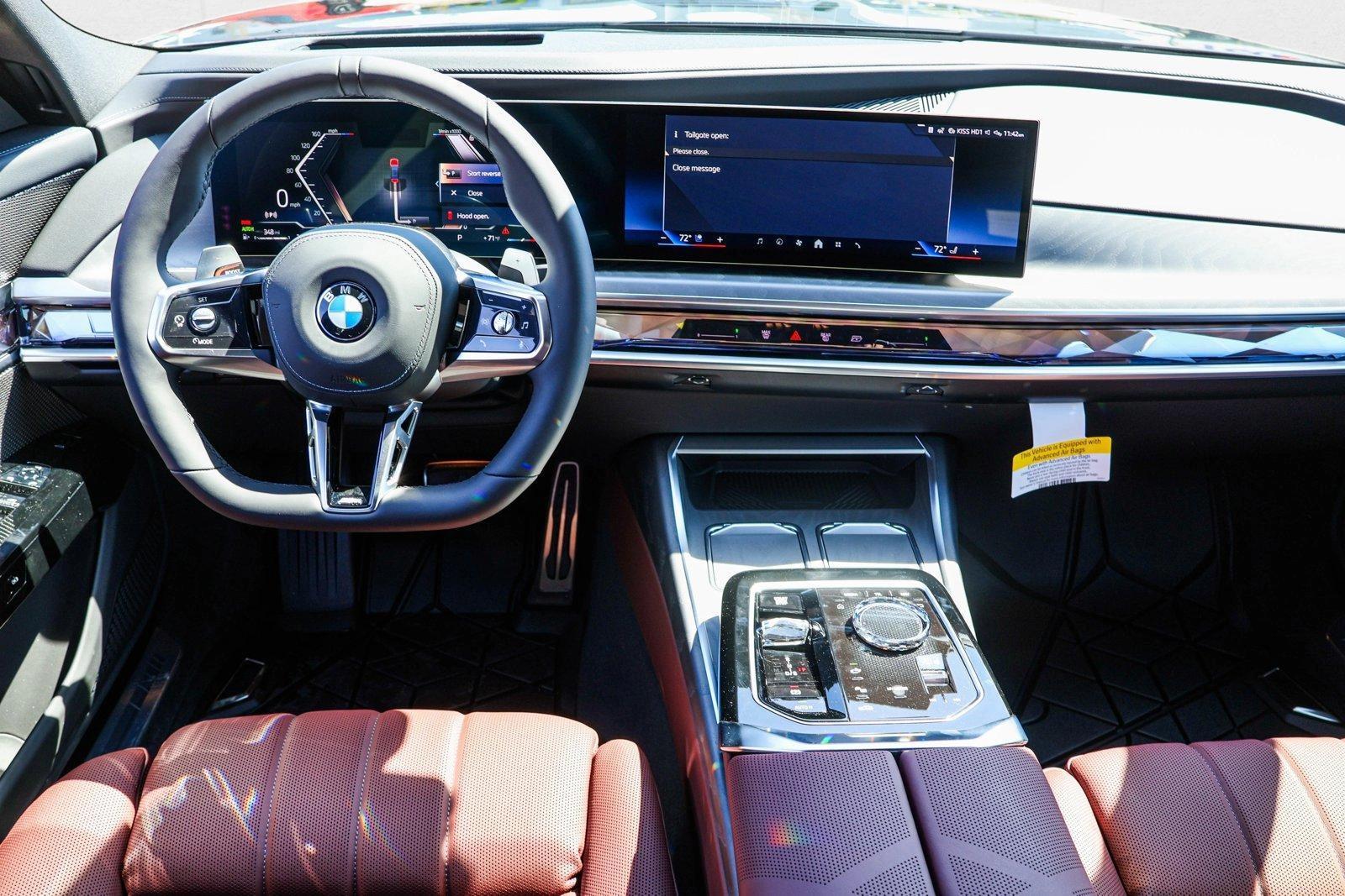 2025 BMW 7 Series 760i - Photo 22