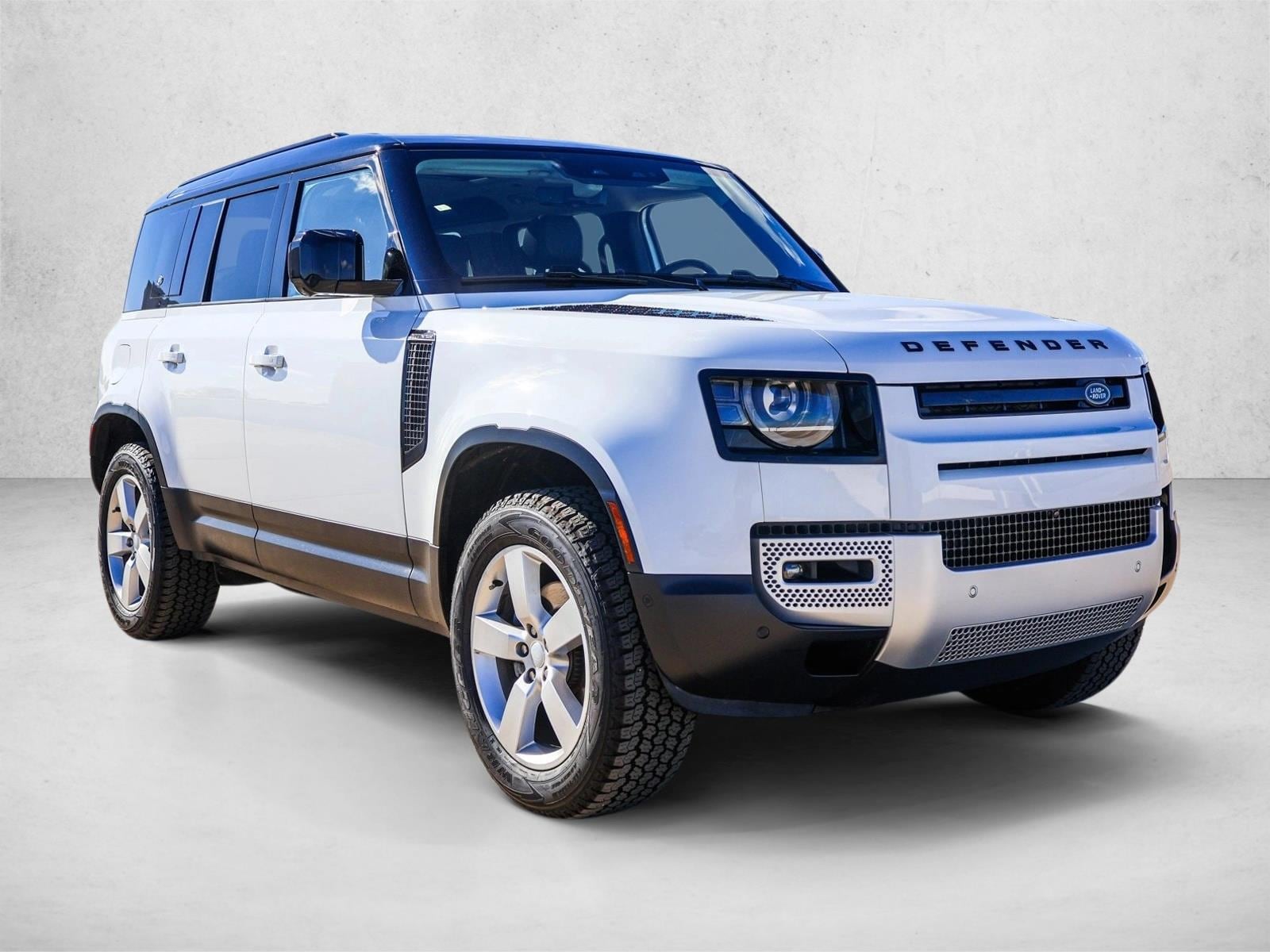 2024 LAND ROVER DEFENDER - Image 3