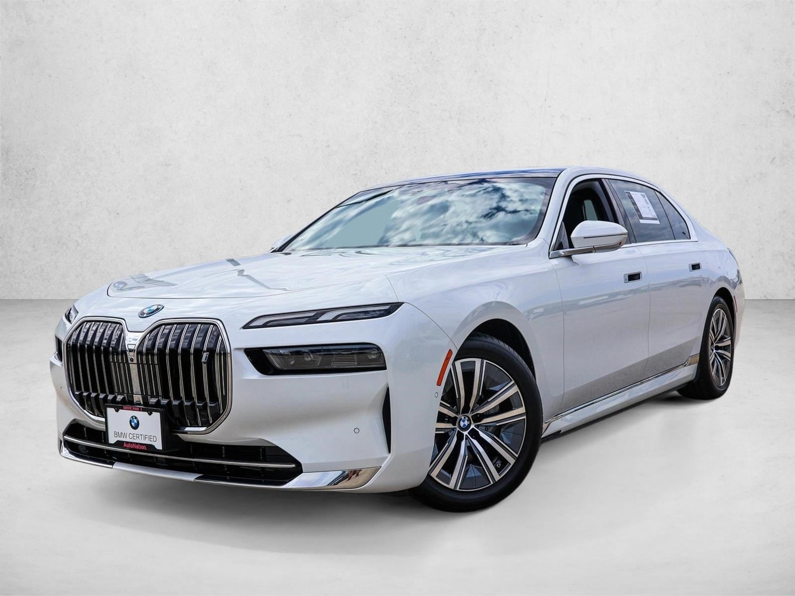 2024 BMW i7 eDrive50's photo