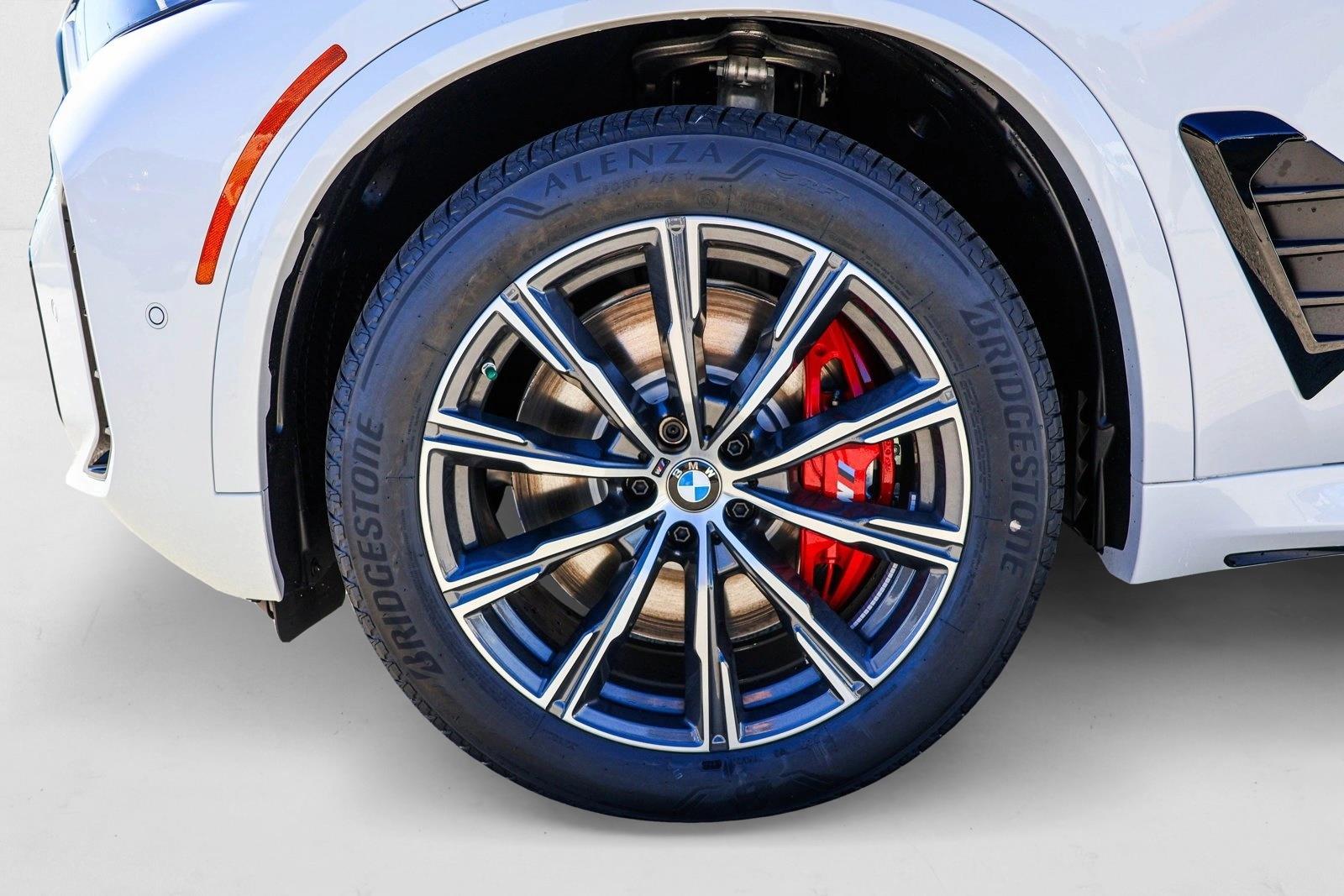 2026 BMW X5 M60i - Photo 9