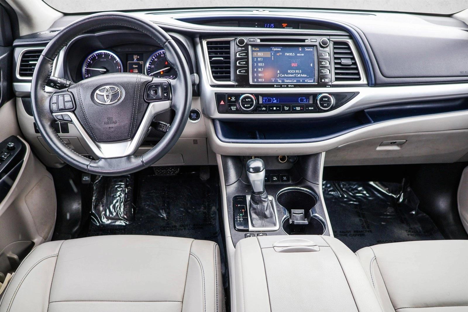 2016 TOYOTA HIGHLANDER - Image 23