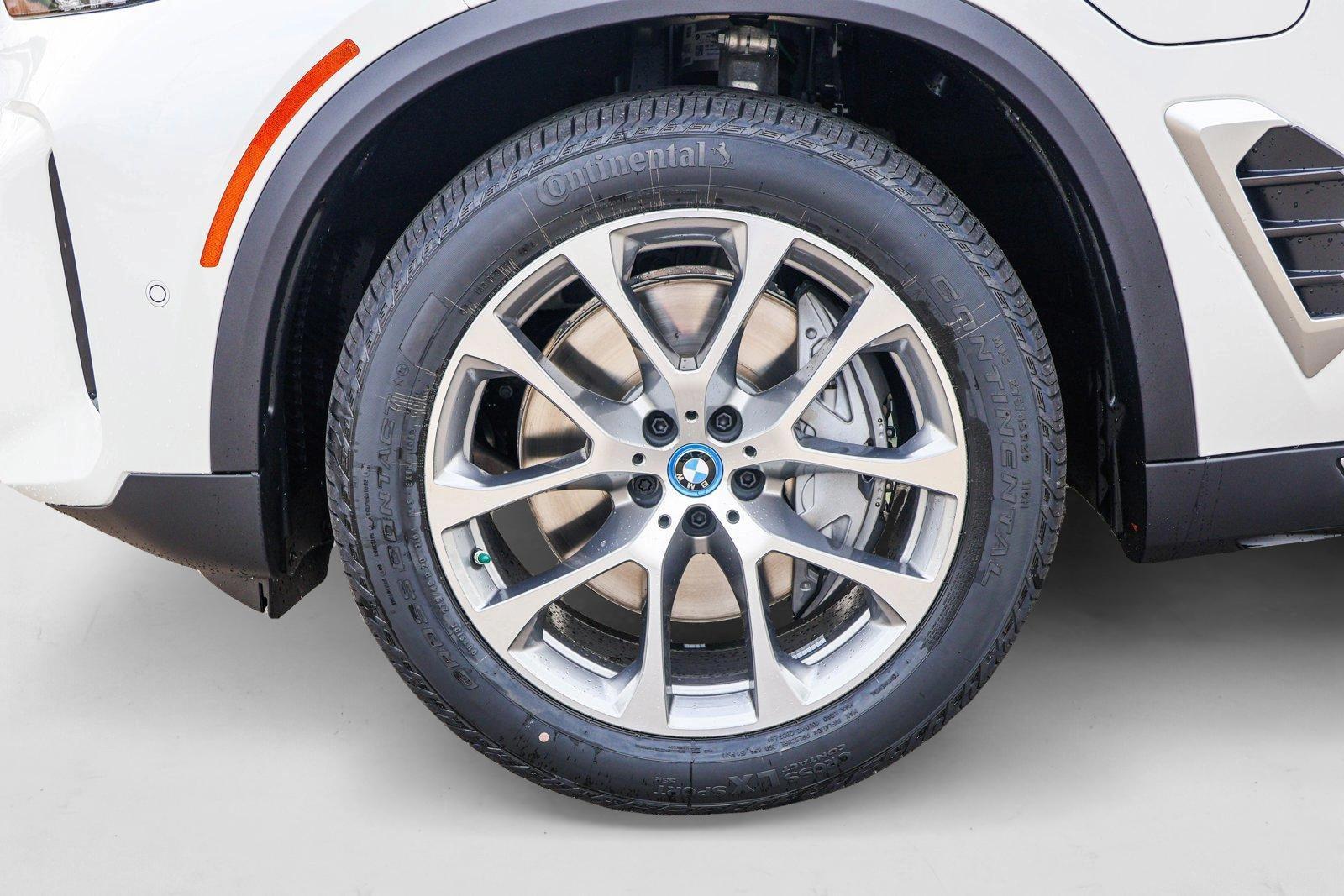 2025 BMW X5 - Image 9