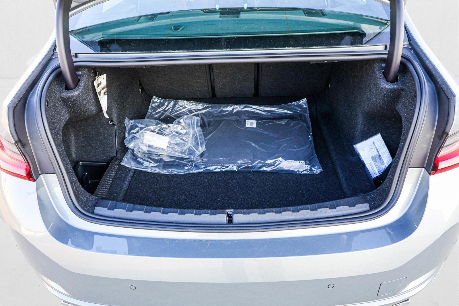 2025 BMW 330I - Image 24