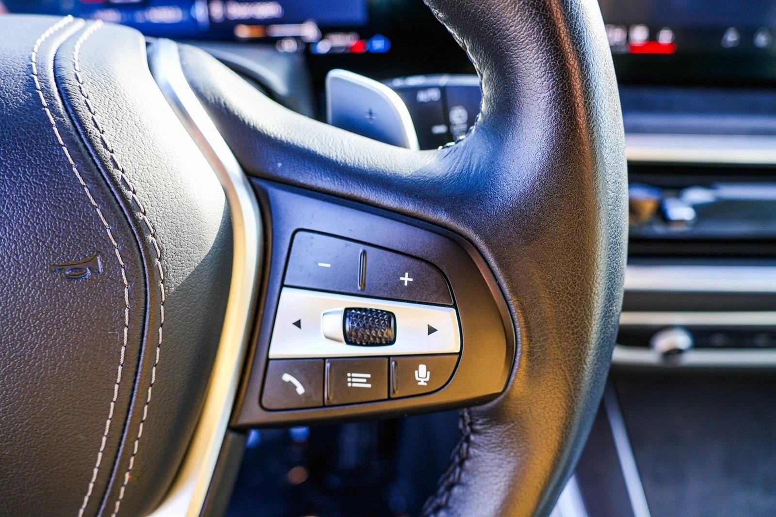 2025 BMW X5 - Image 16