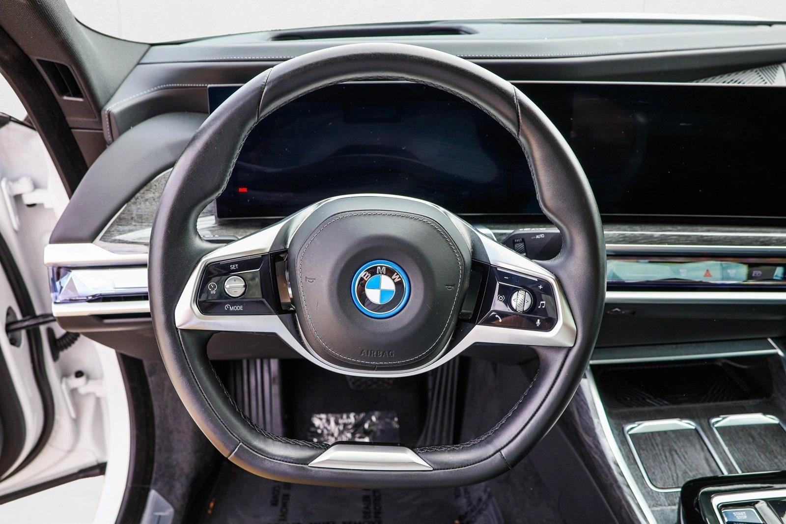 2024 BMW I7 - Image 13